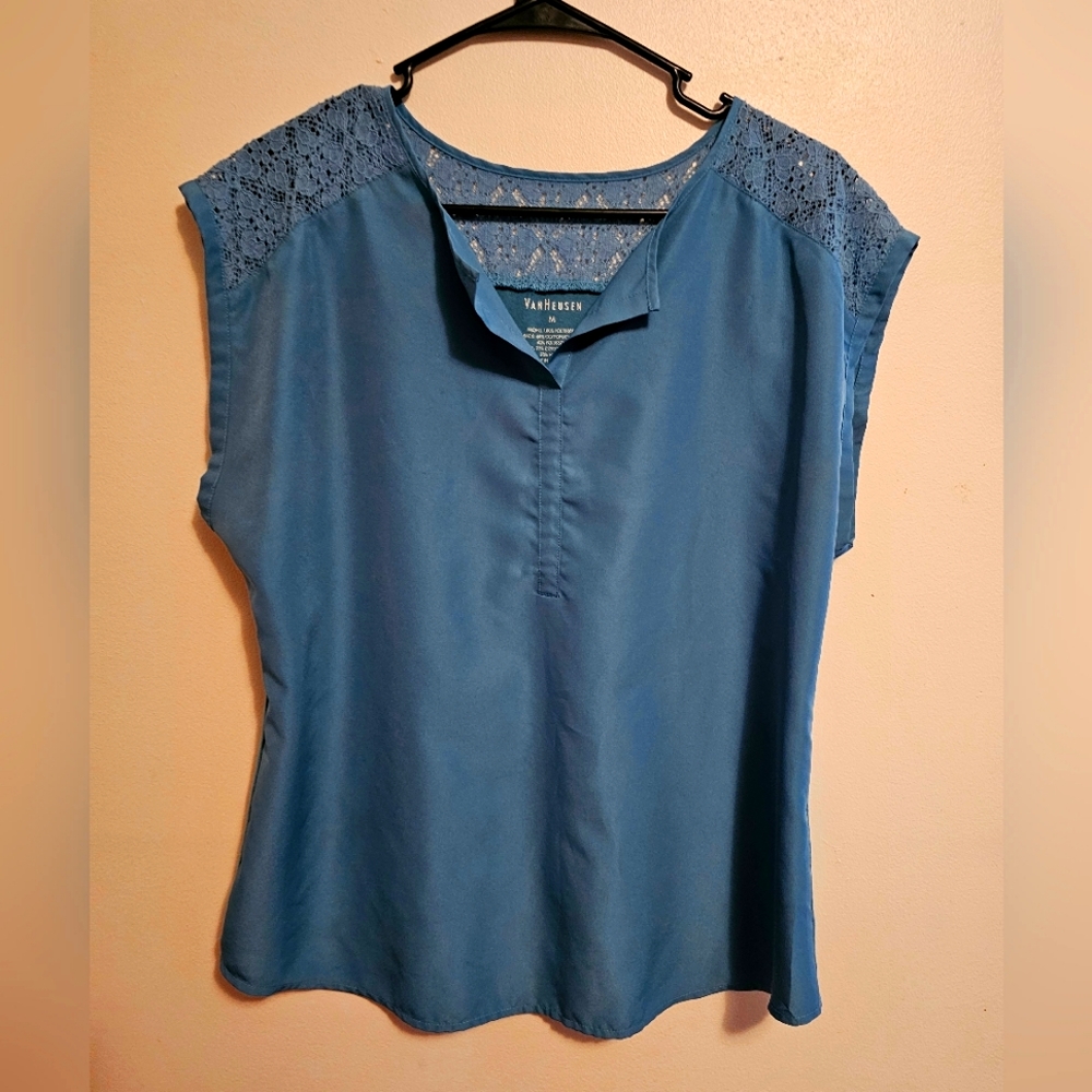 VanHeusen dress top